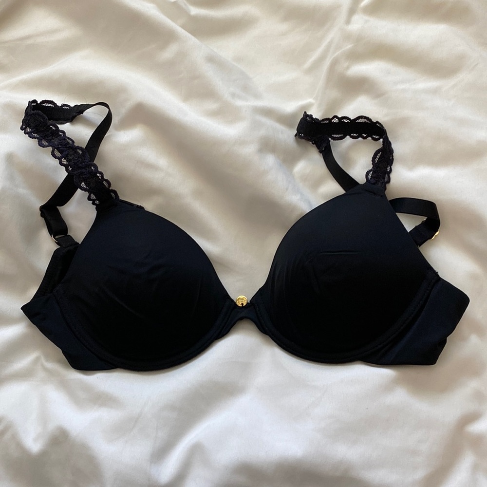 NEW Natori Black T-Shirt Bra - 32B